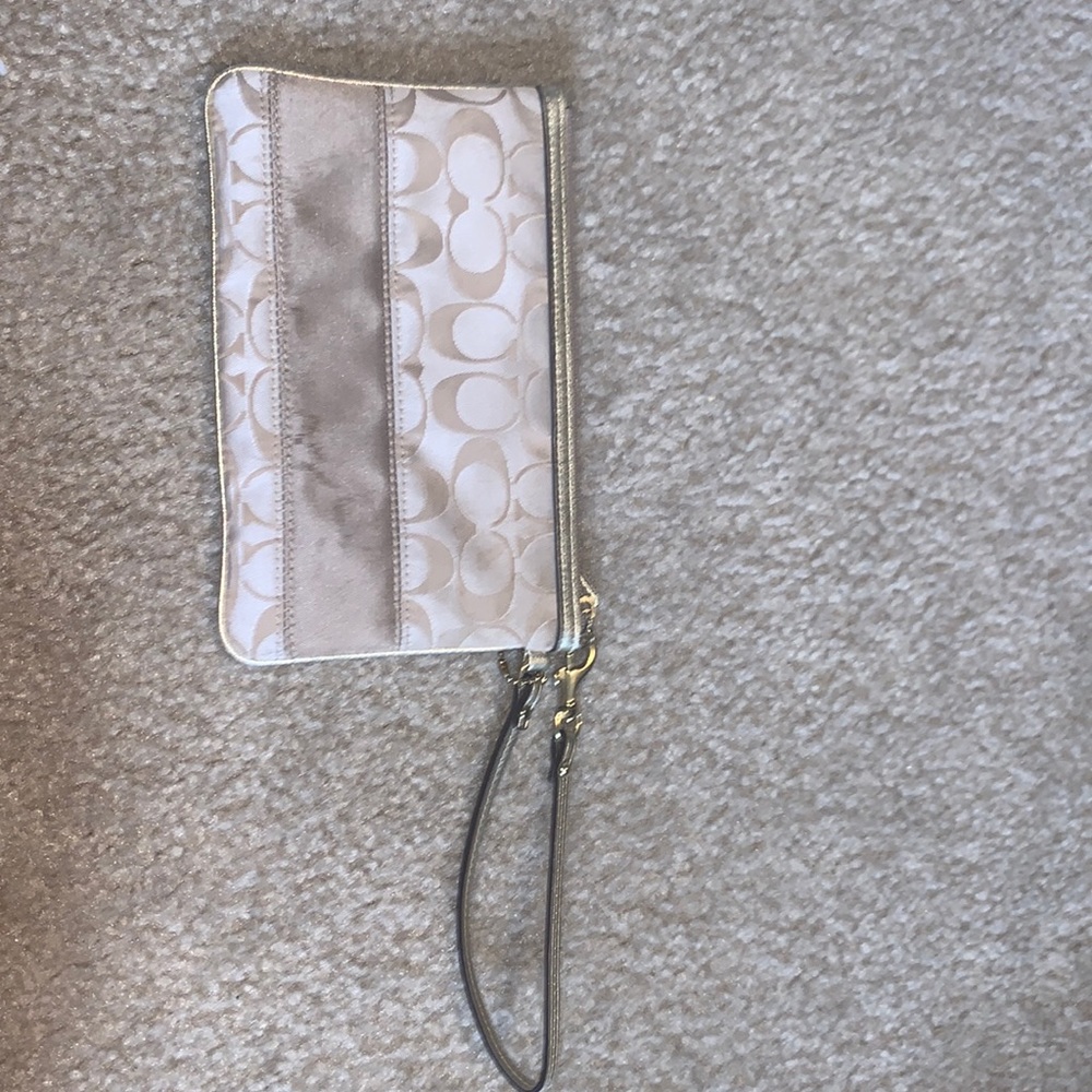 Medium coach wristlet